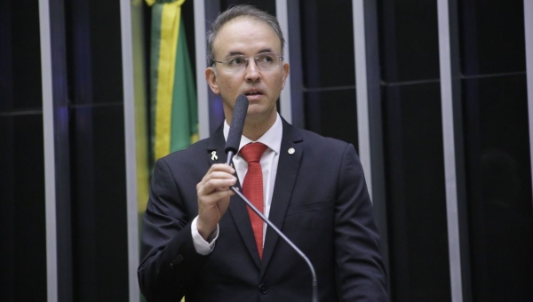 Leo de Brito propõe aumentar pena para invasão e exploração de terras indígenas